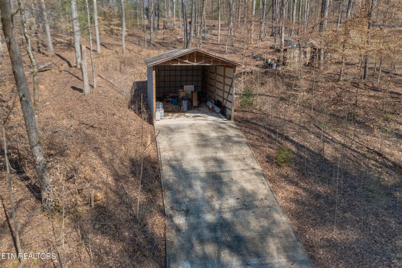 954 Caney Creek Rd, Harriman, TN 37748