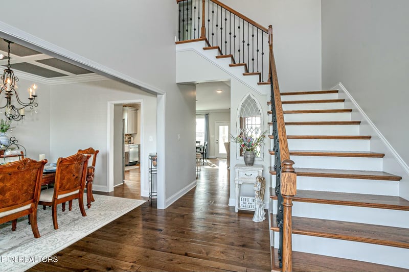 9556 Gunnies Dr, Kodak, TN 37764