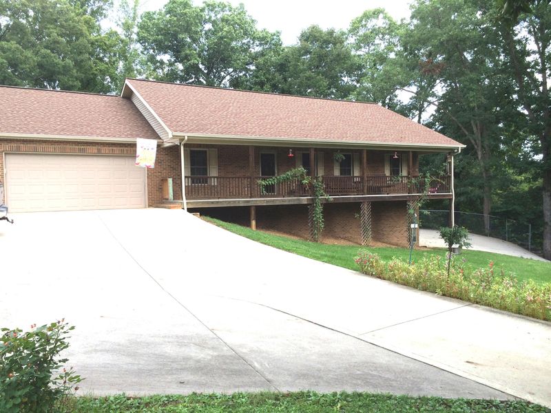 956 Chestnut Rg, Heiskell, TN 37754