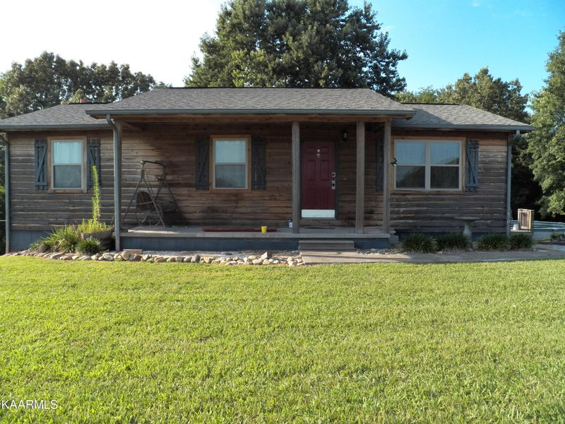 9563 Steekee School Rd, Loudon, TN 37774