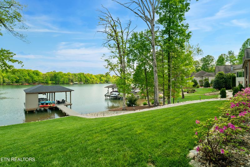 957 Kahite Tr, Vonore, TN 37885