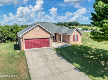 957 Lane Dr, Friendsville, TN 37737