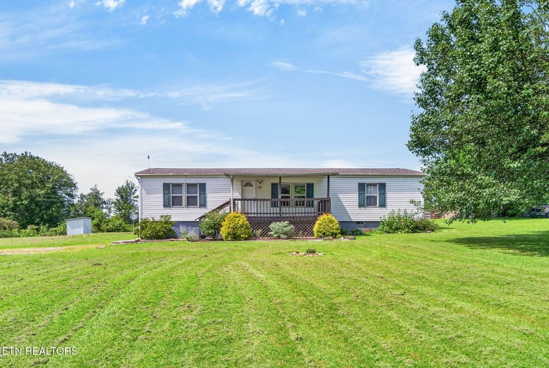 96 John Myers Rd, Crossville, TN 38572