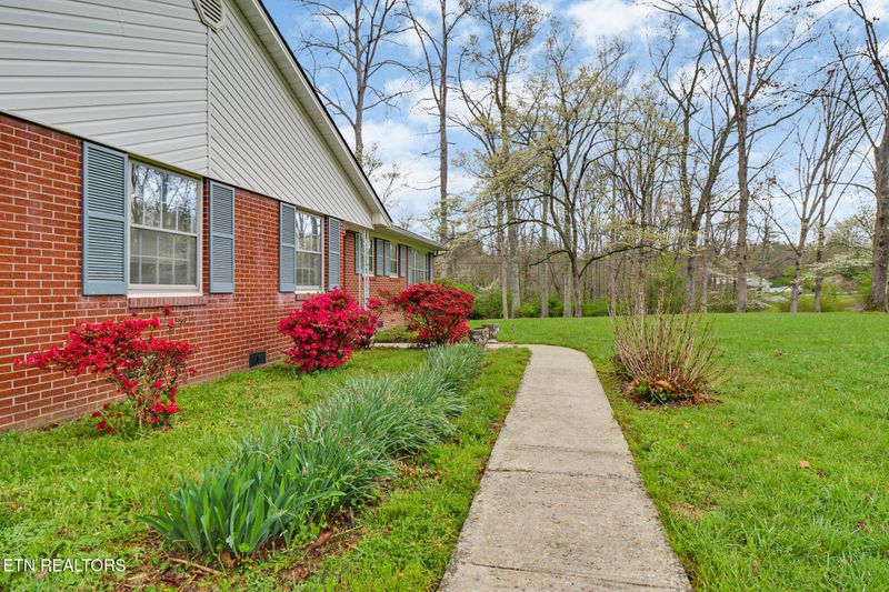 96 Mimosa Ln, Crossville, TN 38572