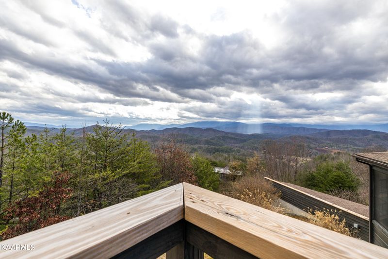 960 Autumn Ridge Way, Sevierville, TN 37876