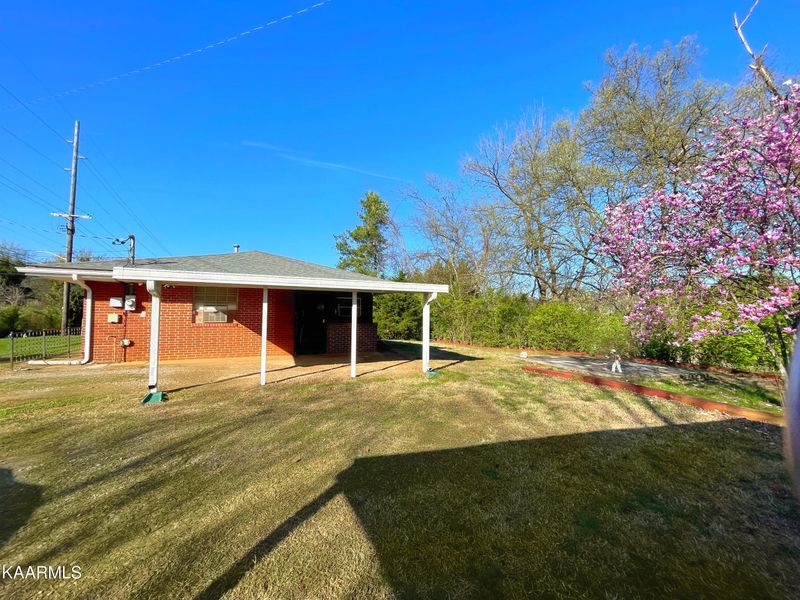 960 E Moody Ave, Knoxville, TN 37920