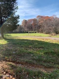 9600 E Town Creek Rd E Rd, Lenoir City, TN 37772