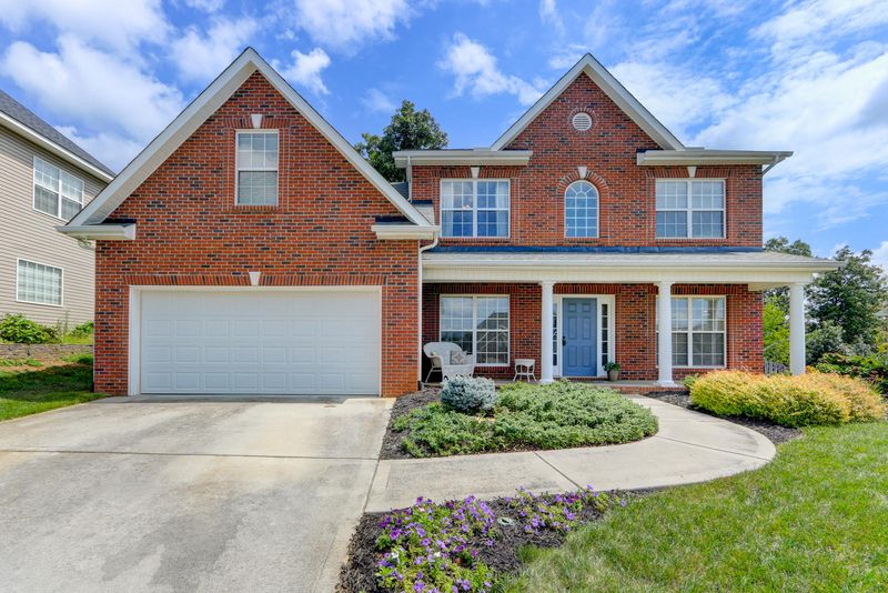 9609 Haversack Dr, Knoxville, TN 37922