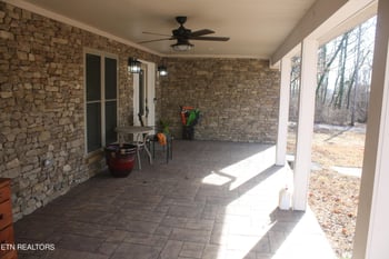 9631 Bob Gray Rd, Knoxville, TN 37923