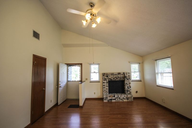 964 Lee Delia Ln, Alcoa, TN 37701