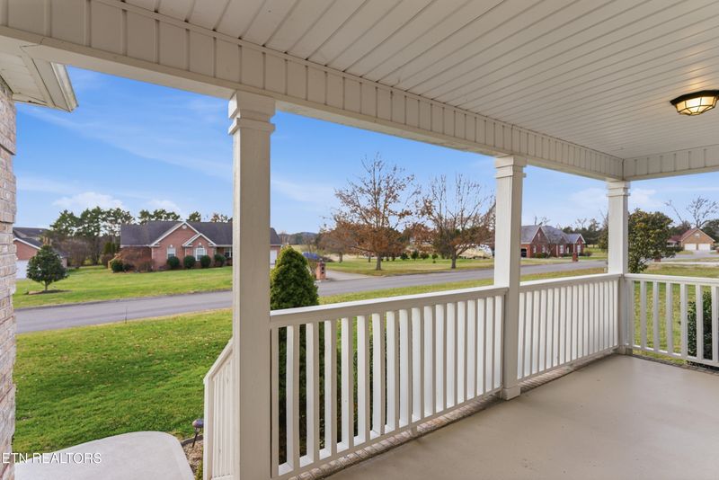 9650 Captain Smith Ln, Corryton, TN 37721