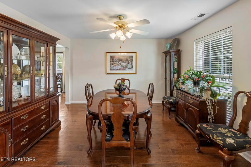 966 Baylor Cir, Knoxville, TN 37923