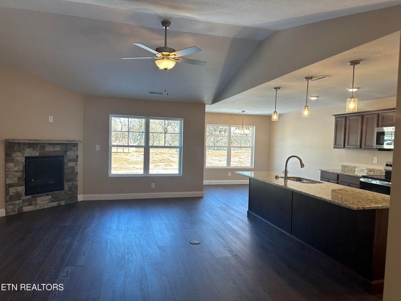966 Juneberry Ln #112, Pigeon Forge, TN 37863