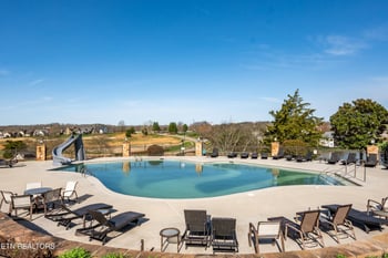967 Black Cove Ln, Loudon, TN 37774