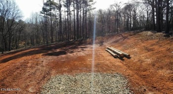 969 County Rd, Delano, TN 37325