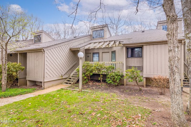 97 Eagle Ct, Crossville, TN 38558