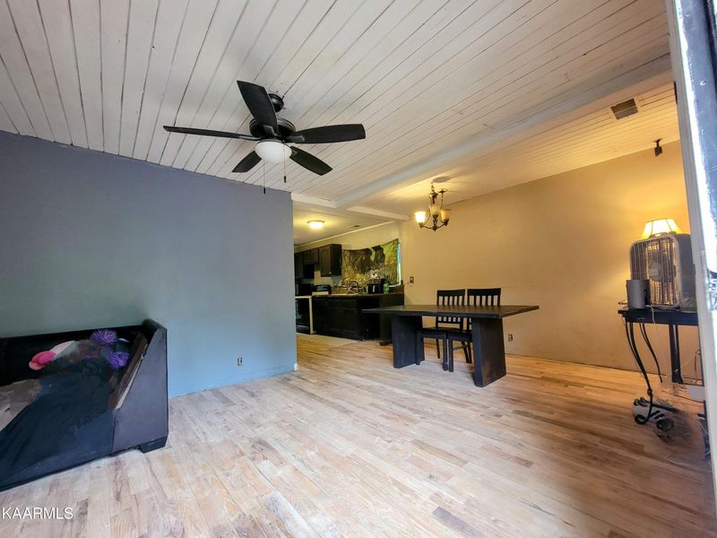 970 Coveside Way, Sevierville, TN 37876