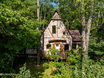 970 Douglas Dam Rd, Kodak, TN 37764