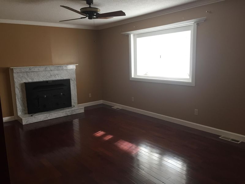 970 Fox Hunters Rd, Lenoir City, TN 37772