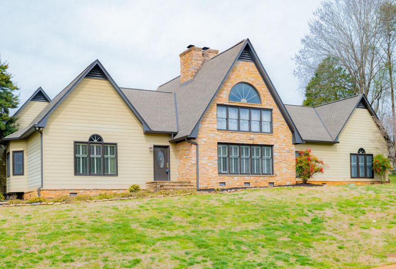 9703 Hanover Point, Knoxville, TN 37922