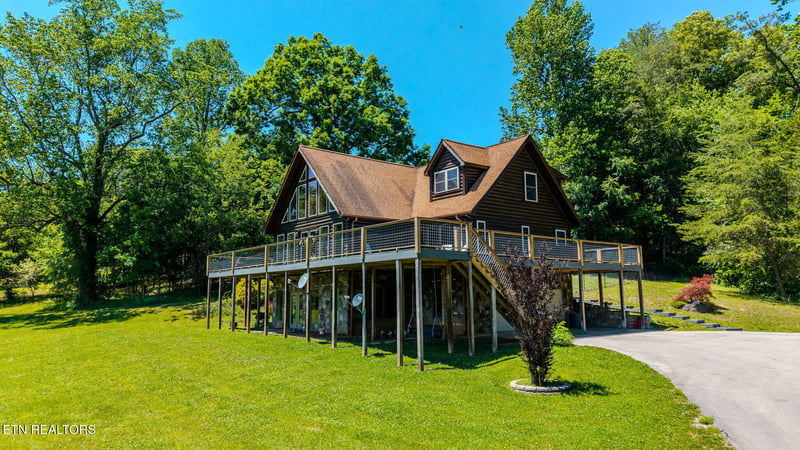 9703 Heiskell Rd, Heiskell, TN 37754