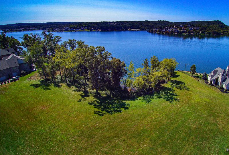 971 Edgewater Way, Lenoir City, TN 37772