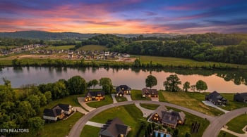 9712 Tranquility Ln, Kodak, TN 37764
