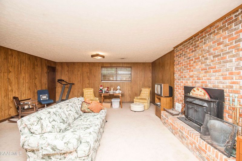 9714 Norris, Powell, TN 37849