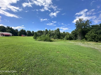 9721 Thorn Grove Pike, Strawberry Plains, TN 37871