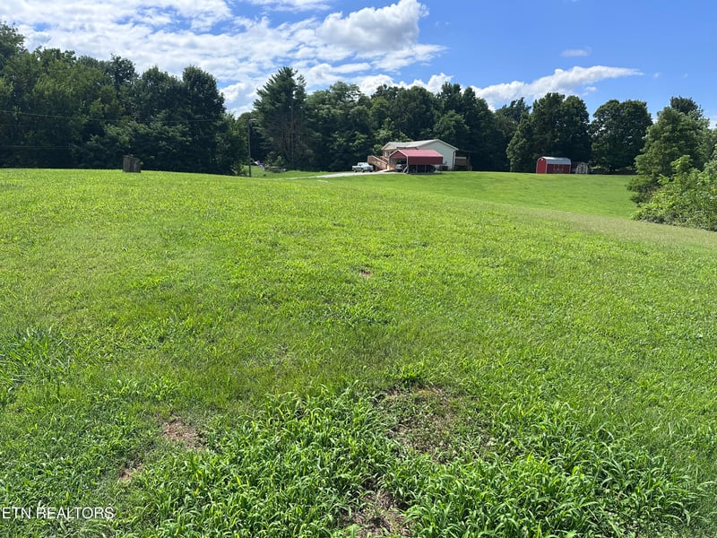 9721 Thorn Grove Pike, Strawberry Plains, TN 37871