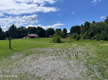 9721 Thorn Grove Pike, Strawberry Plains, TN 37871