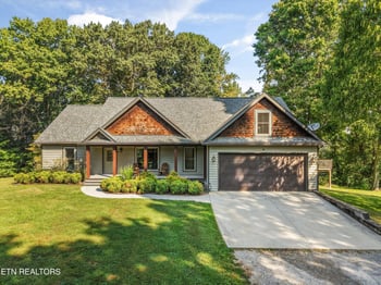 9723 W Emory Rd, Knoxville, TN 37931