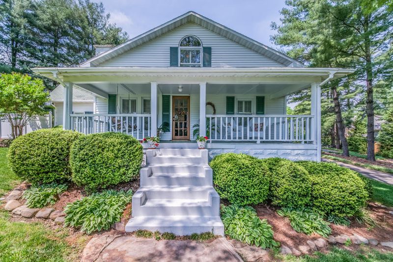 9737 Bob Gray Rd, Knoxville, TN 37923