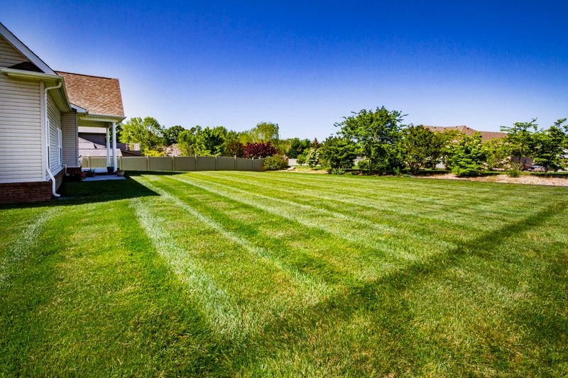 974 Granada Dr, Lenoir City, TN 37772
