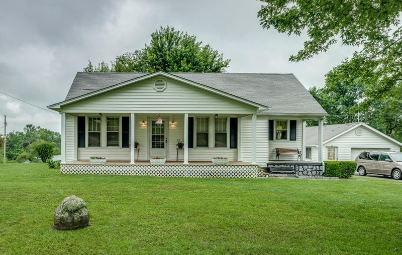 974 Old Lantana Rd, Crossville, TN 38555