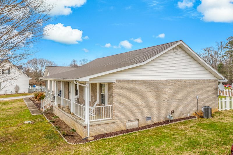975 Boardly Hills Blvd, Sevierville, TN 37876