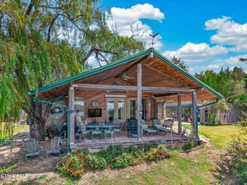 976 Lake Smoky Rd, Sevierville, TN 37876