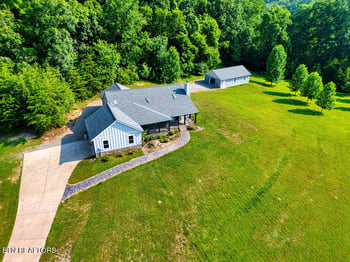 9760 Chestnut Ridge Rd, Heiskell, TN 37754