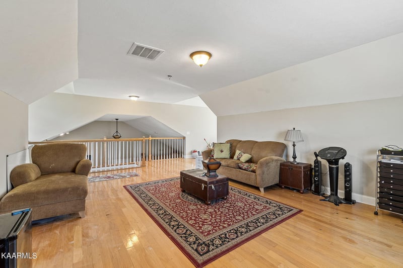 9761 Highway 131, Washburn, TN 37888