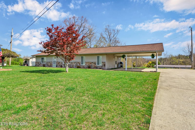 98 Drew Howard Rd, Crossville, TN 38558