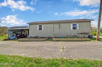 98 Drew Howard Rd, Crossville, TN 38558
