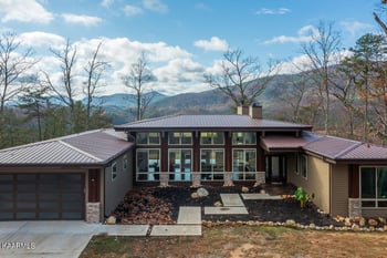 980 Dry Creek Rd, Tellico Plains, TN 37385