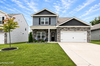 9803 War Admiral Ln, Knoxville, TN 37931