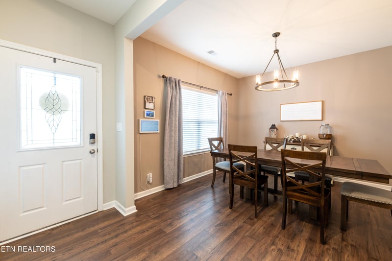 9803 War Admiral Ln, Knoxville, TN 37931