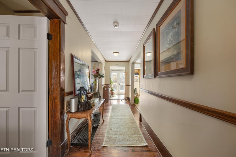 9804 Will Merritt Rd, Strawberry Plains, TN 37871