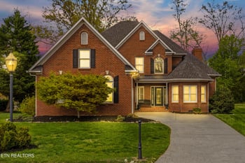 9830 Giverny Cir, Knoxville, TN 37922