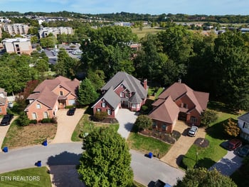 9830 Giverny Cir, Knoxville, TN 37922