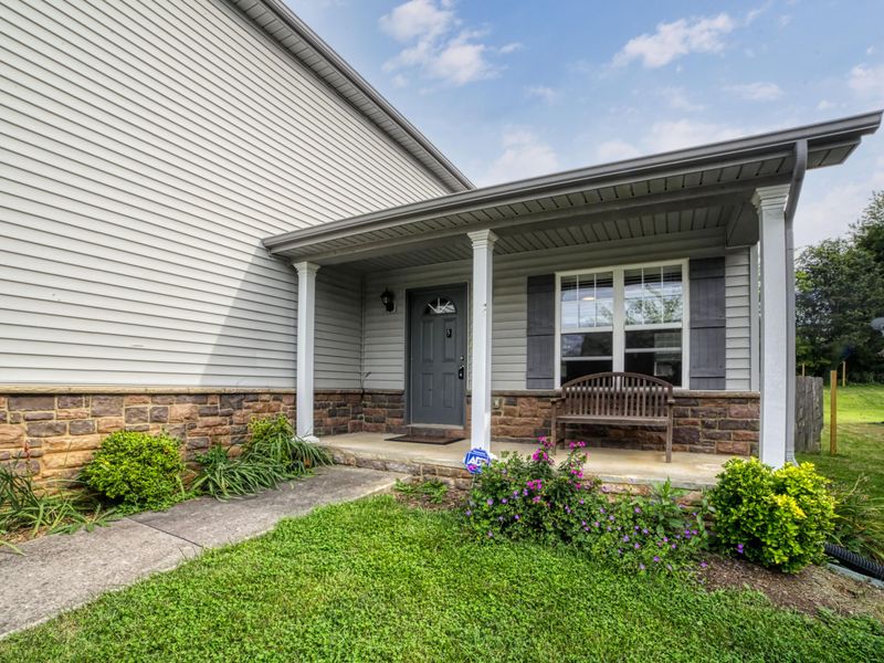 9830 Thunderbolt Way, Knoxville, TN 37923