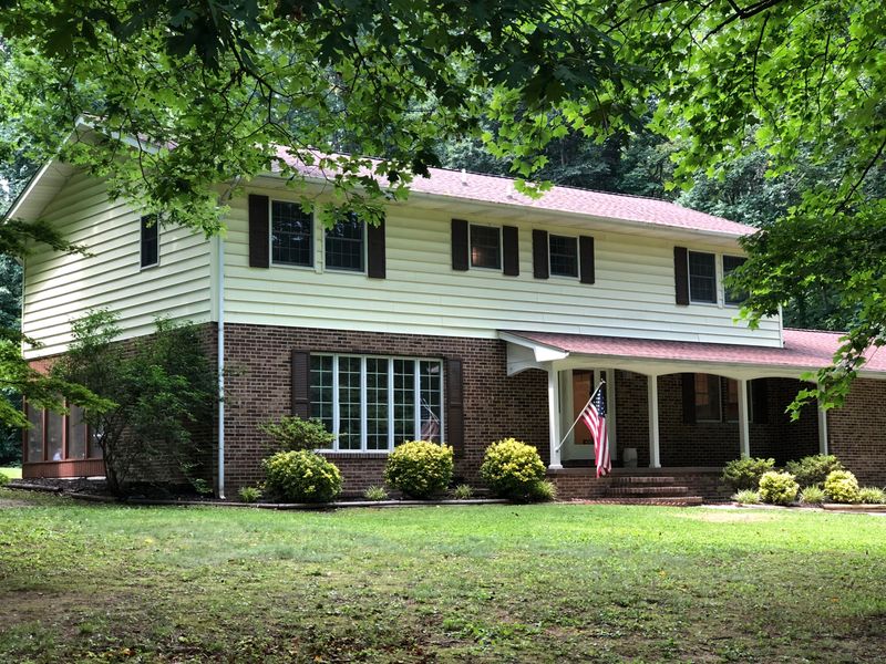 9833 Rutledge Pike, Corryton, TN 37721