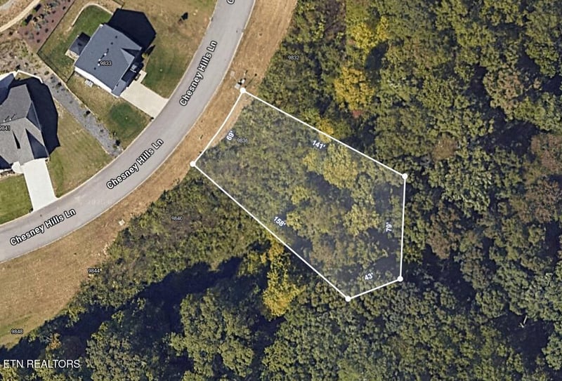 9836 Chesney Hills Ln, Knoxville, TN 37931